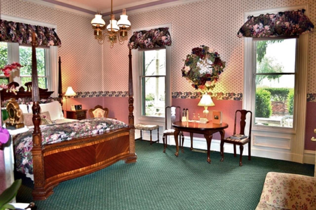 סנטה רוזה The Gables Wine Country Inn מראה חיצוני תמונה