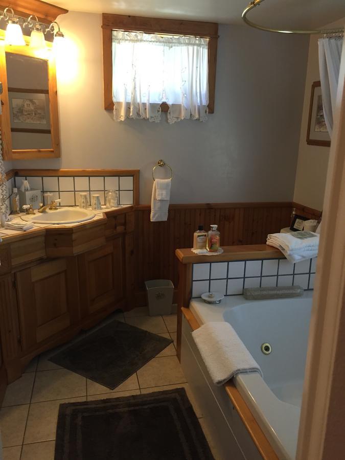 סנטה רוזה The Gables Wine Country Inn חדר תמונה